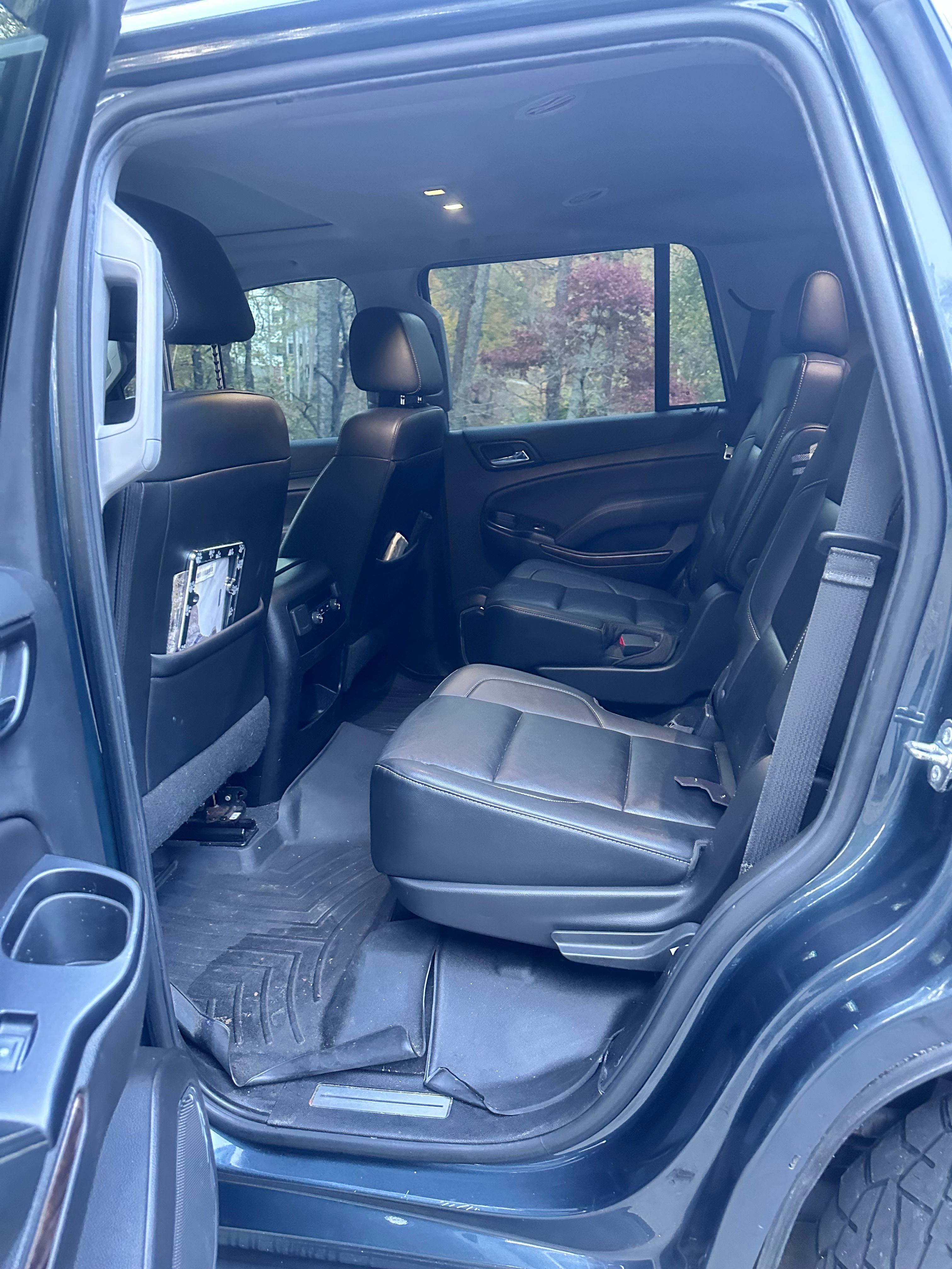 Used 2019 Chevrolet Tahoe LT AWD/4WD image 4