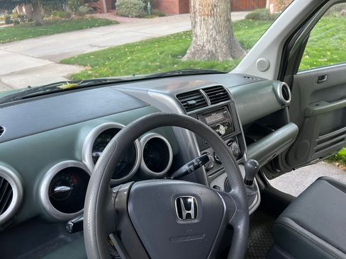 Used 2004 Honda Element LX image 20