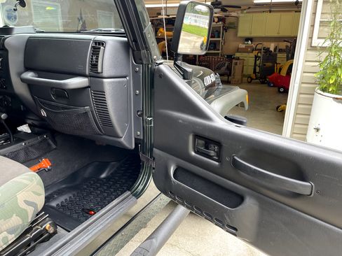 Used 2005 Jeep Wrangler X w/ Willys Edition Group image 30