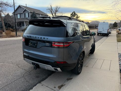 Used 2019 Land Rover Discovery HSE Luxury image 8