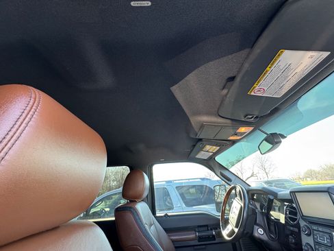 Used 2014 Ford F350 Platinum image 32