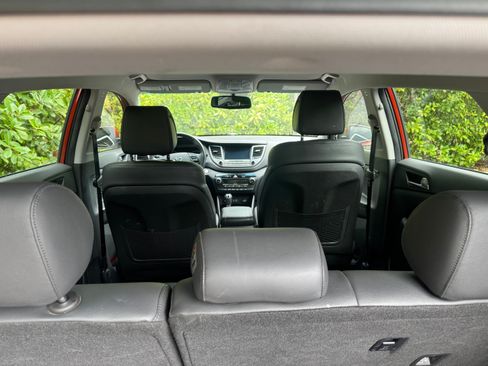 Used 2016 Hyundai Tucson Limited FWD image 12