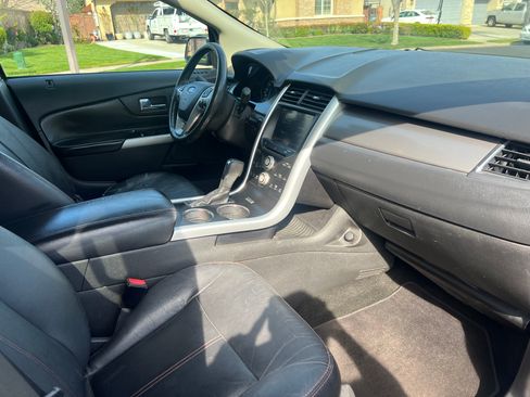 Used 2012 Ford Edge SEL image 10