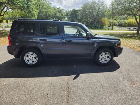 Used 2015 Jeep Patriot Sport w/ Power Value Group image 10