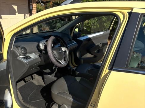 Used 2013 Chevrolet Spark LT image 5