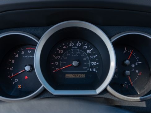 Used 2007 Toyota 4Runner Sport image 32