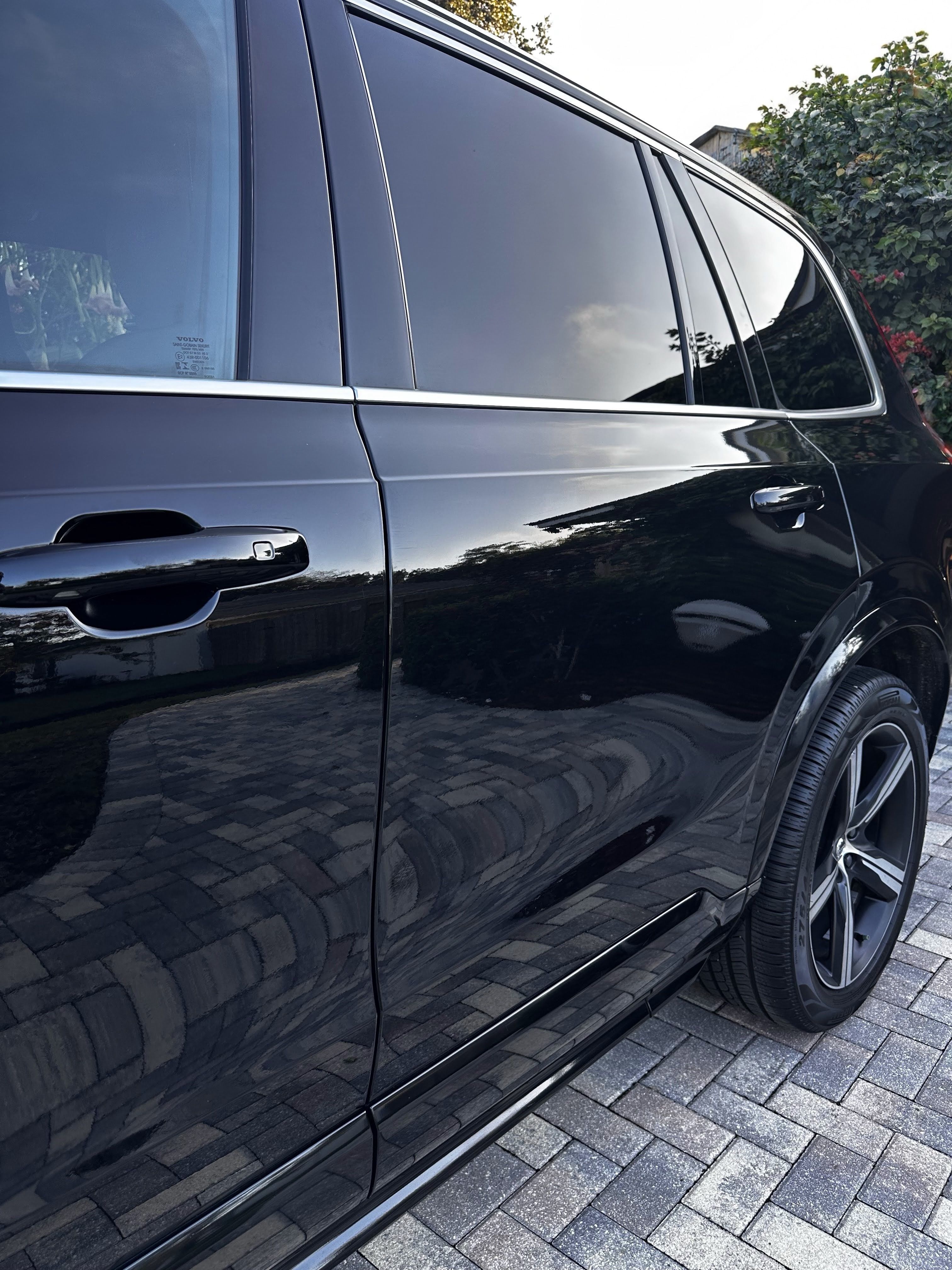 Used 2019 Volvo XC90 T6 R-Design w/ Protection Package Premier AWD/4WD image 32