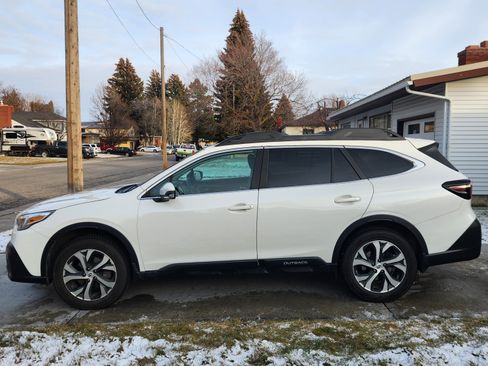 Used 2020 Subaru Outback Limited w/ Popular Package #2 image 8