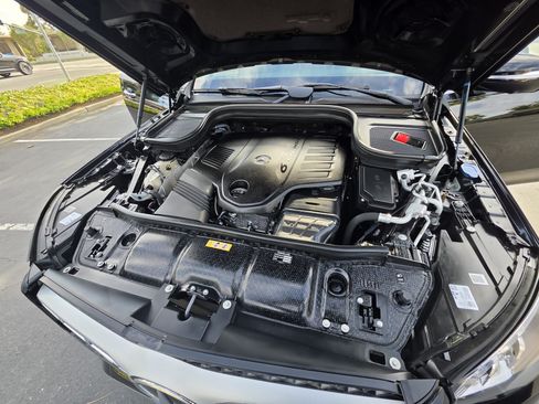 Used 2021 Mercedes-Benz GLS 450 4MATIC image 20