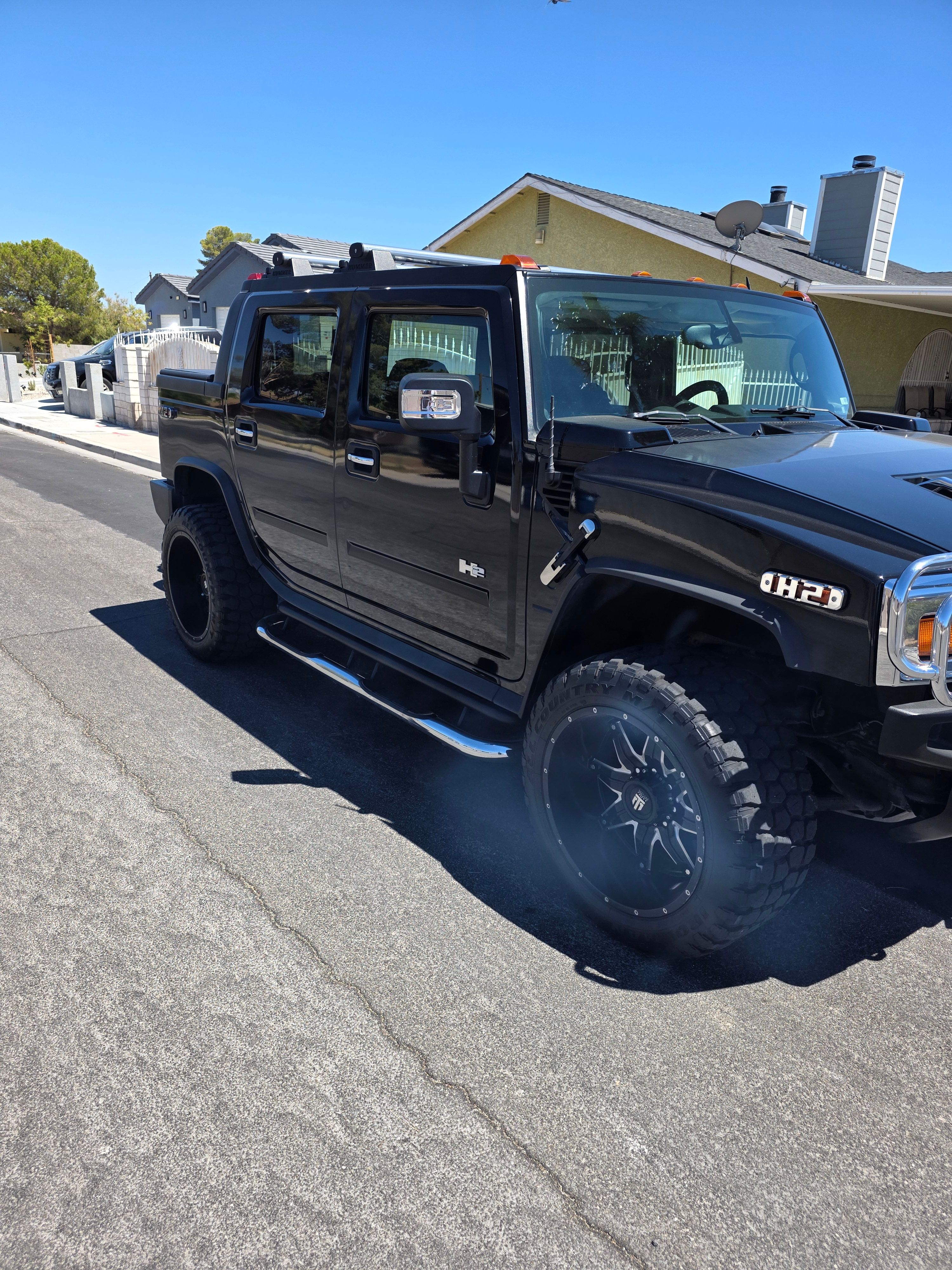 Used 2007 HUMMER H2 SUT AWD/4WD image 2