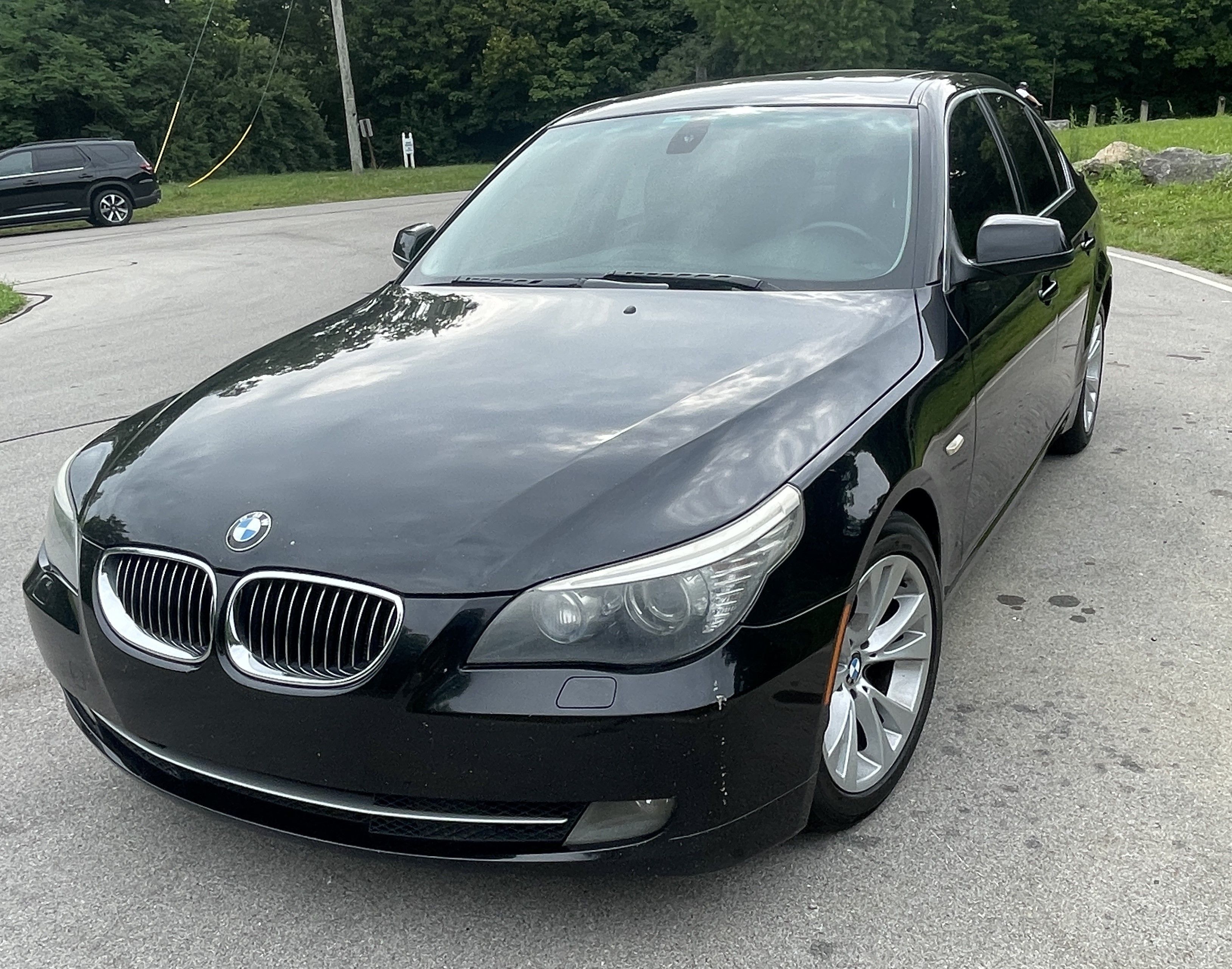 Used 2010 BMW 535i Sedan RWD image 6