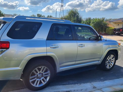 Used 2012 Toyota 4Runner Limited image 8