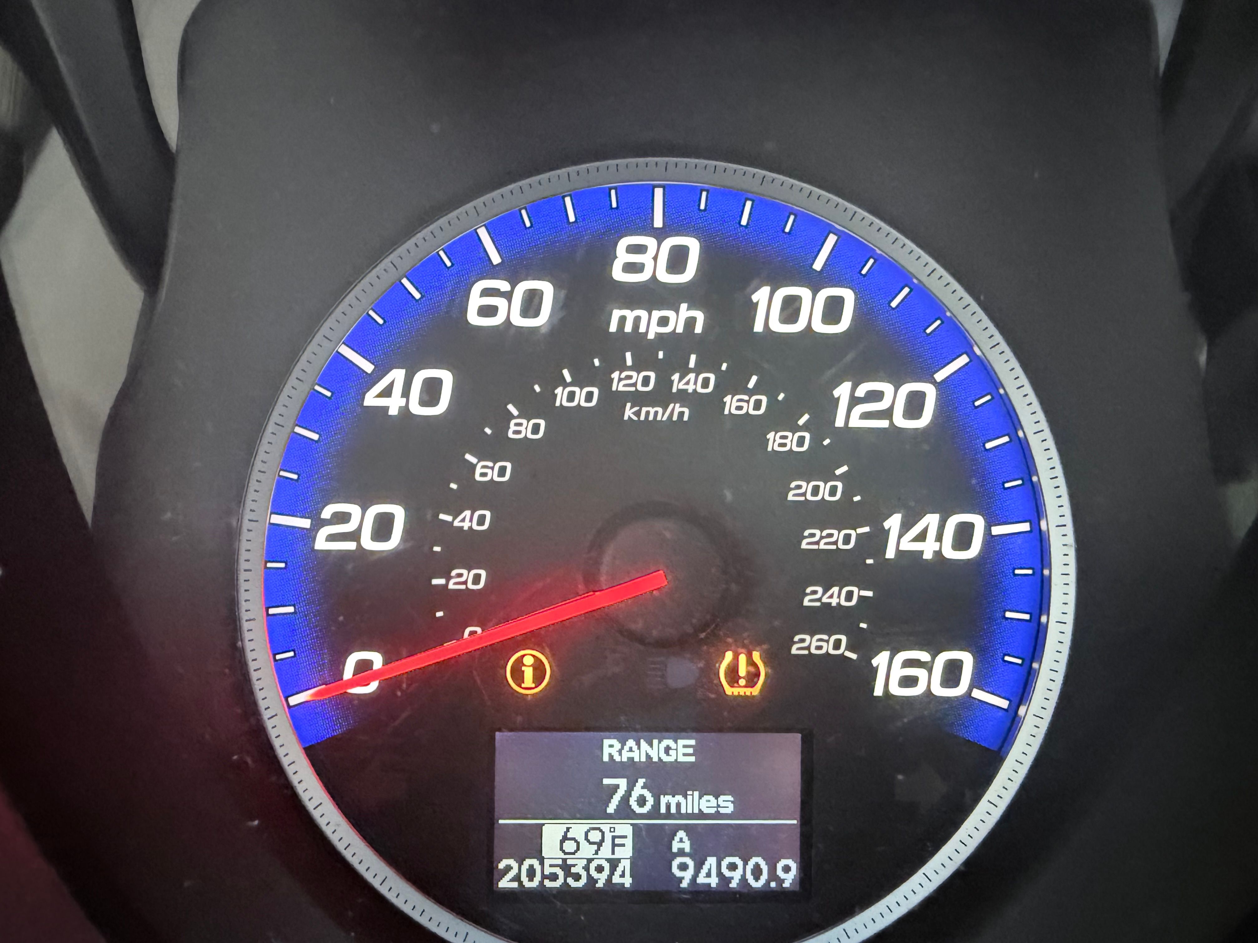 Used 2011 Acura RDX SH-AWD image 2