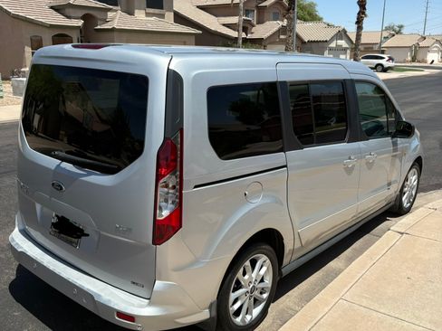 Used 2016 Ford Transit Connect XLT FWD image 8