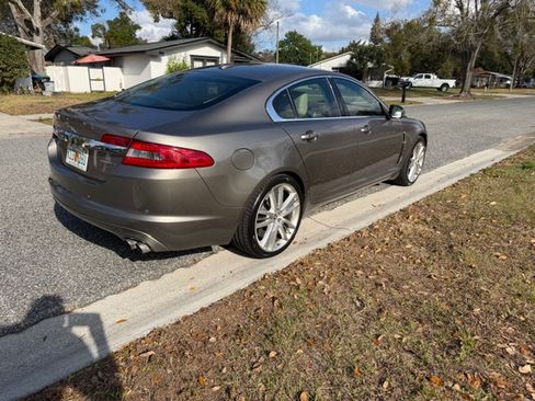 Used 2011 Jaguar XF Supercharged image 6