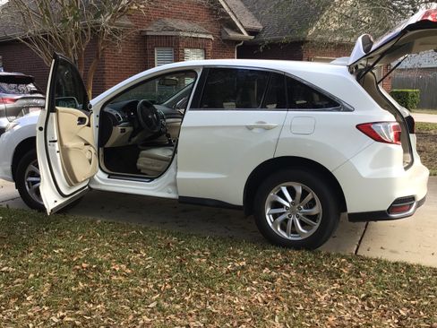 Used 2017 Acura RDX FWD w/ Technology Package image 4