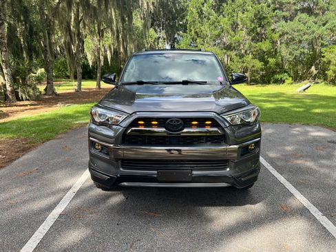 Used 2019 Toyota 4Runner Limited w/ Wilderness Package AWD/4WD image 4