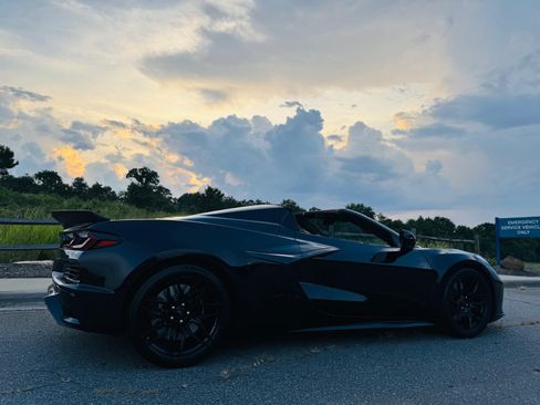 Used 2025 Chevrolet Corvette Z06 w/ Battery Protection Package image 4