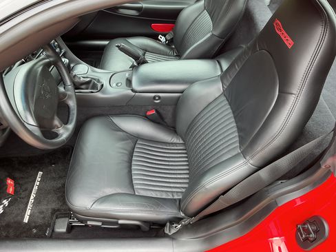 Used 2003 Chevrolet Corvette Z06 w/ Memory Package, 3 Drivers RWD image 19