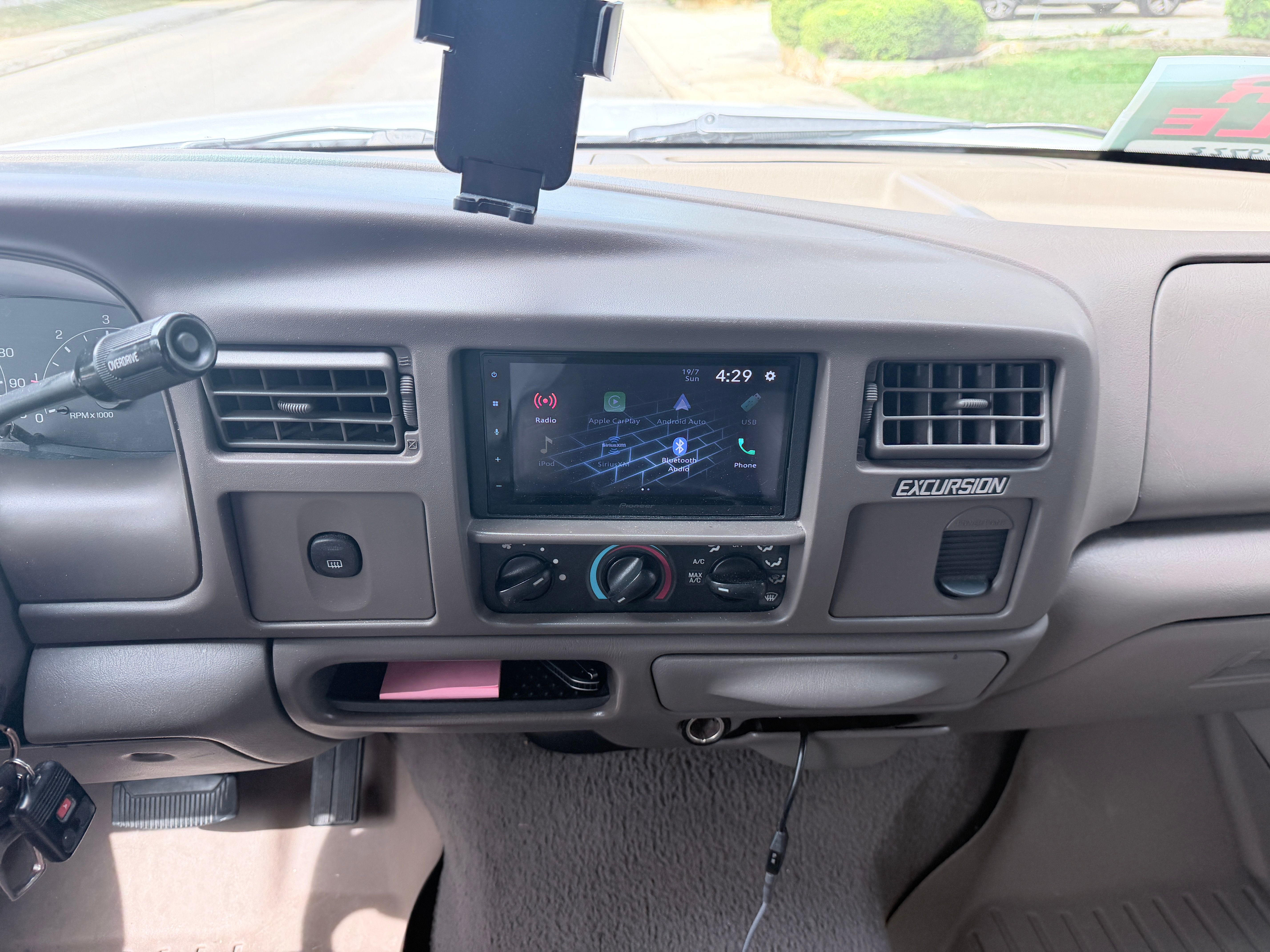 Used 2000 Ford Excursion Limited RWD image 12