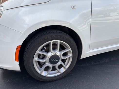 Used 2015 FIAT 500 Pop image 14