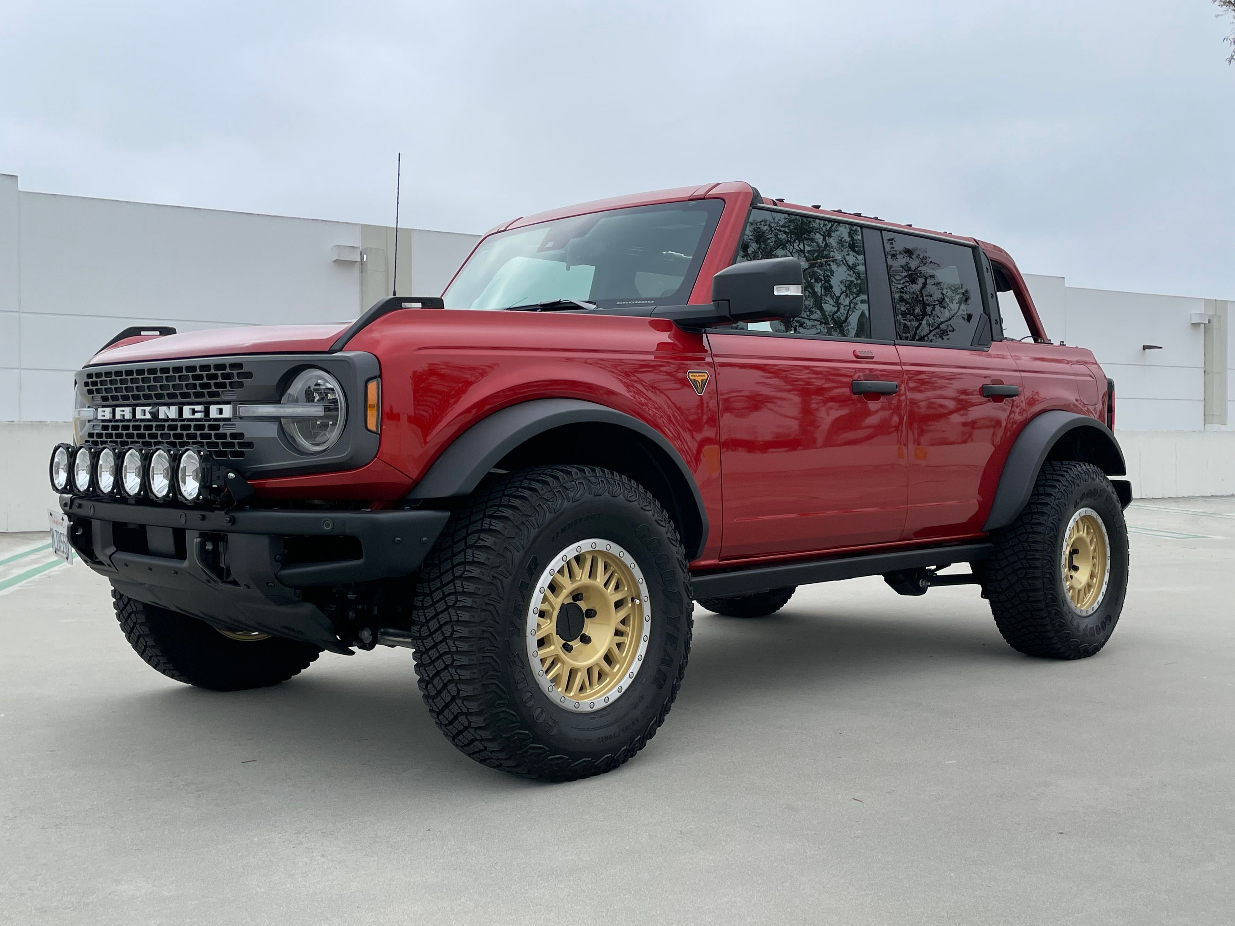Used 2023 Ford Bronco Badlands AWD/4WD image 1