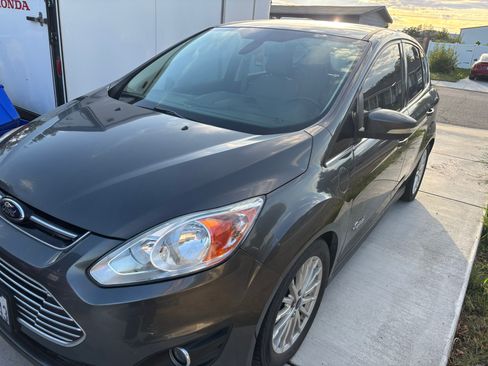 Used 2015 Ford C-MAX Energi SEL image 2