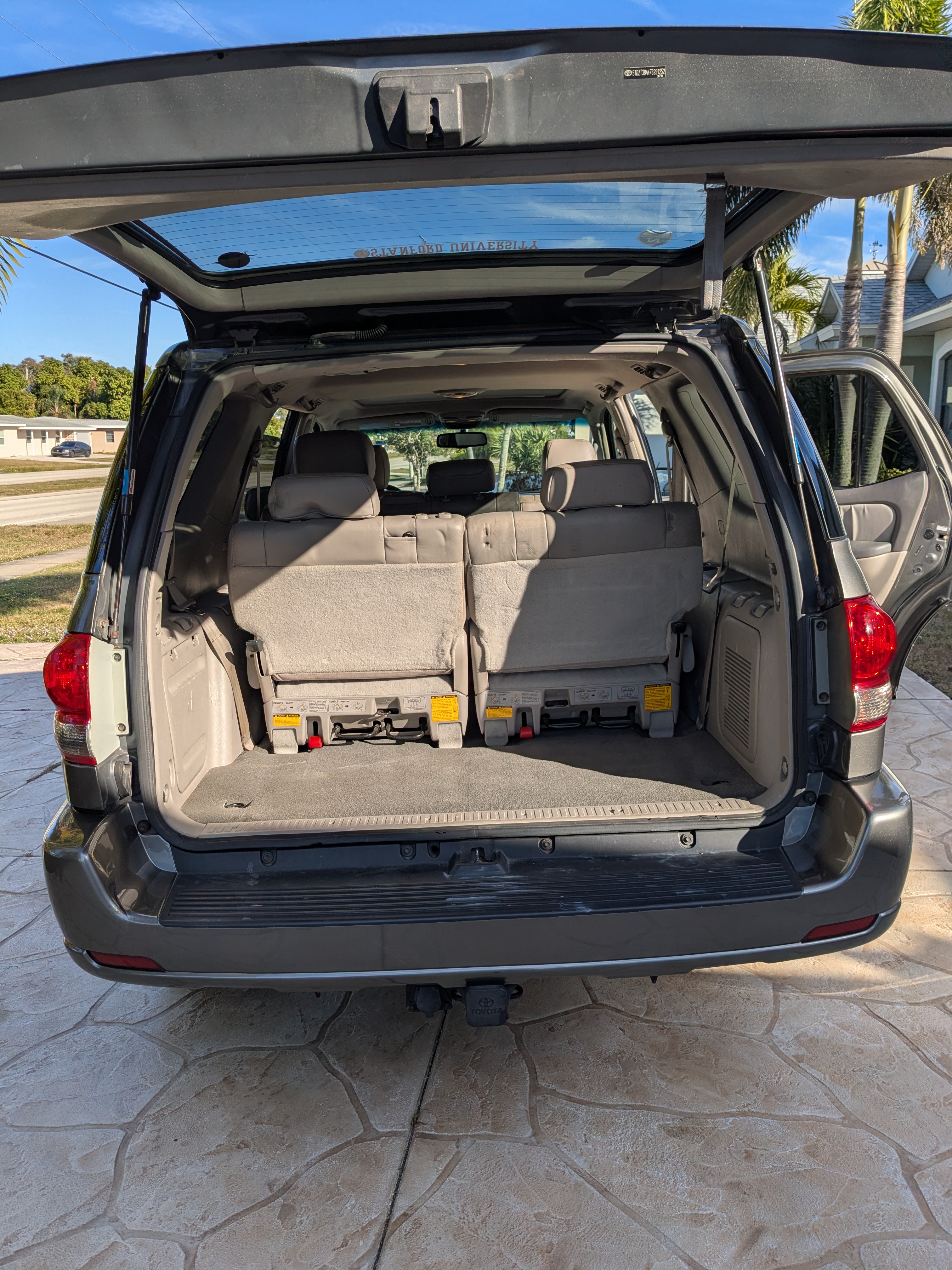 Used 2007 Toyota Sequoia Limited RWD image 14