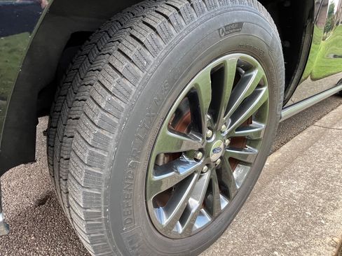 Used 2020 Ford Expedition Max Limited RWD image 14