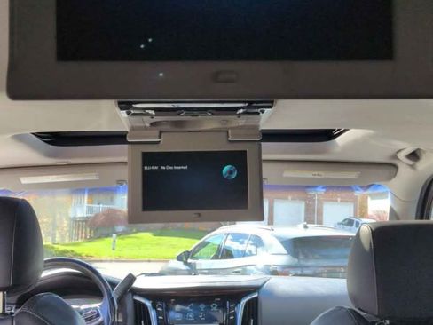 Used 2015 Cadillac Escalade ESV Luxury image 6