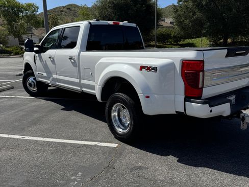 Used 2020 Ford F350 Platinum image 8