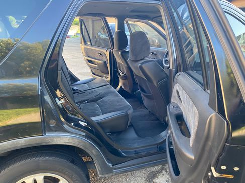 Used 2003 Honda CR-V EX image 16