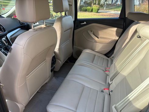 Used 2014 Ford C-MAX SEL w/ Equipment Group 303A image 5