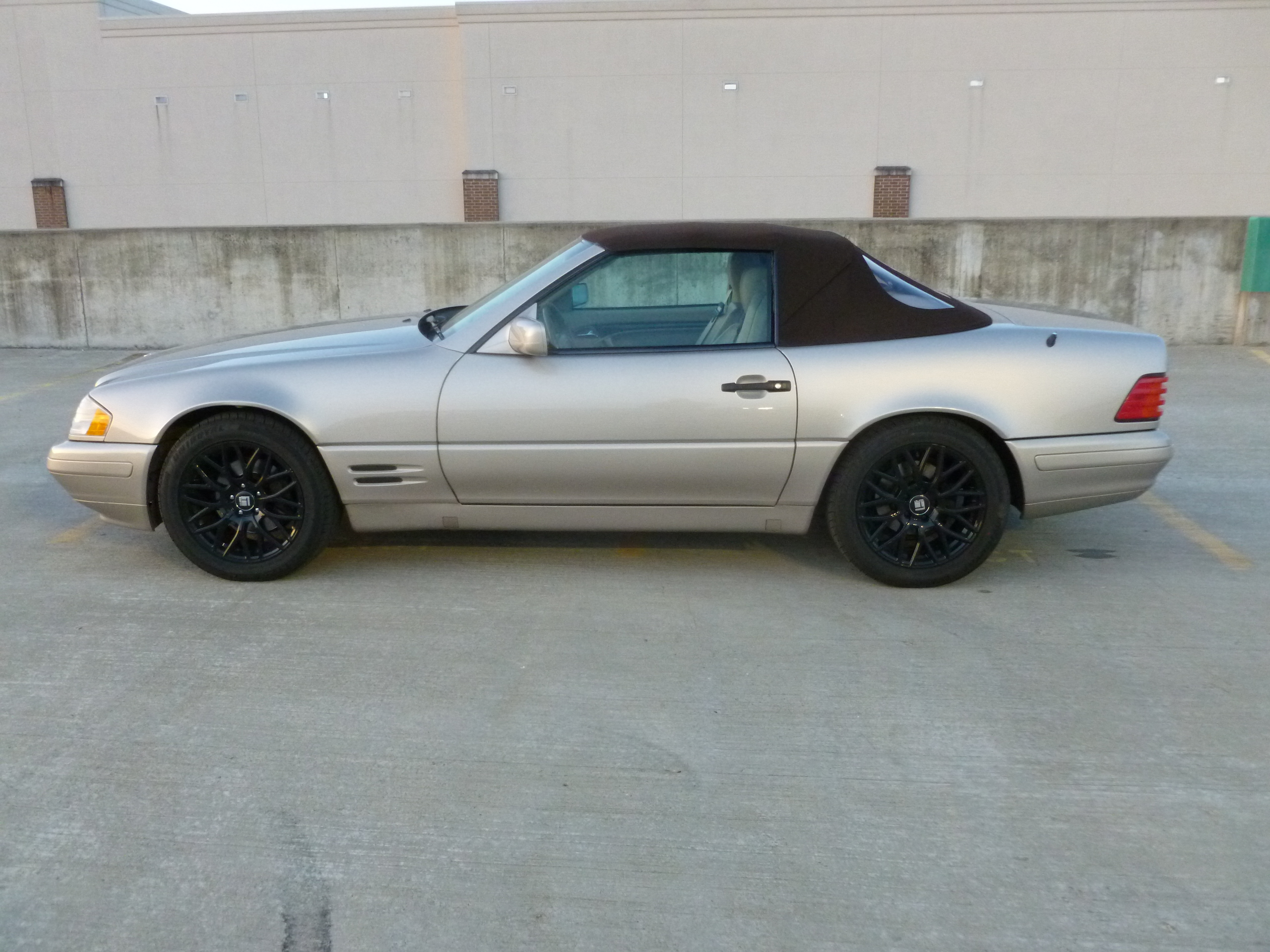 Used 1998 Mercedes-Benz SL 500 image 10