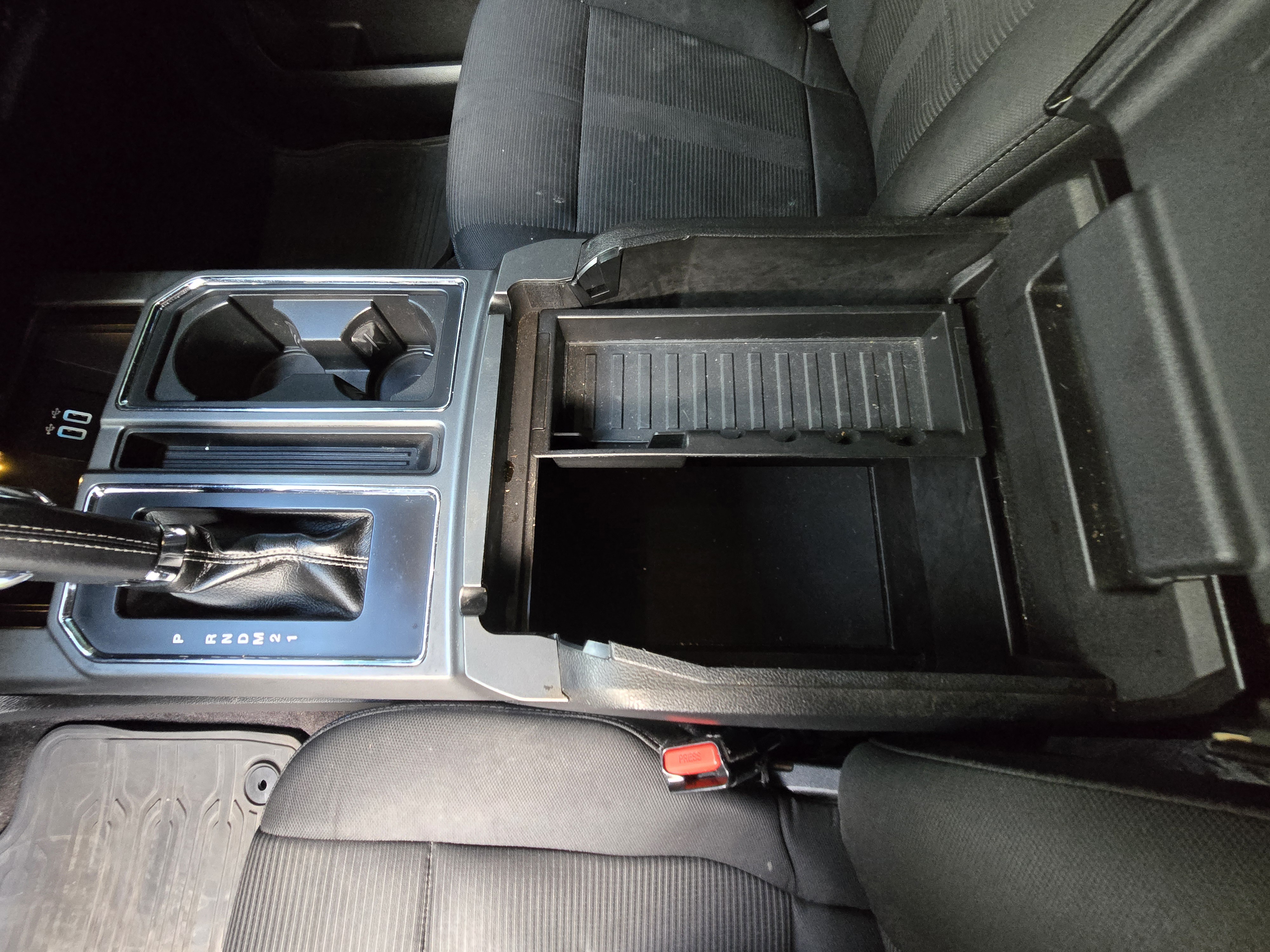 Used 2016 Ford F150 XLT w/ Equipment Group 302A Luxury AWD/4WD image 24