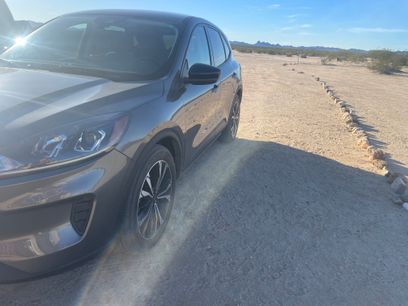 Used 2022 Ford Escape SE w/ SE Sport Appearance Package