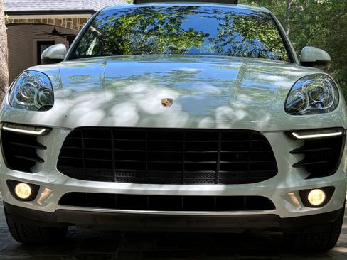 Used 2015 Porsche Macan S AWD/4WD image 2