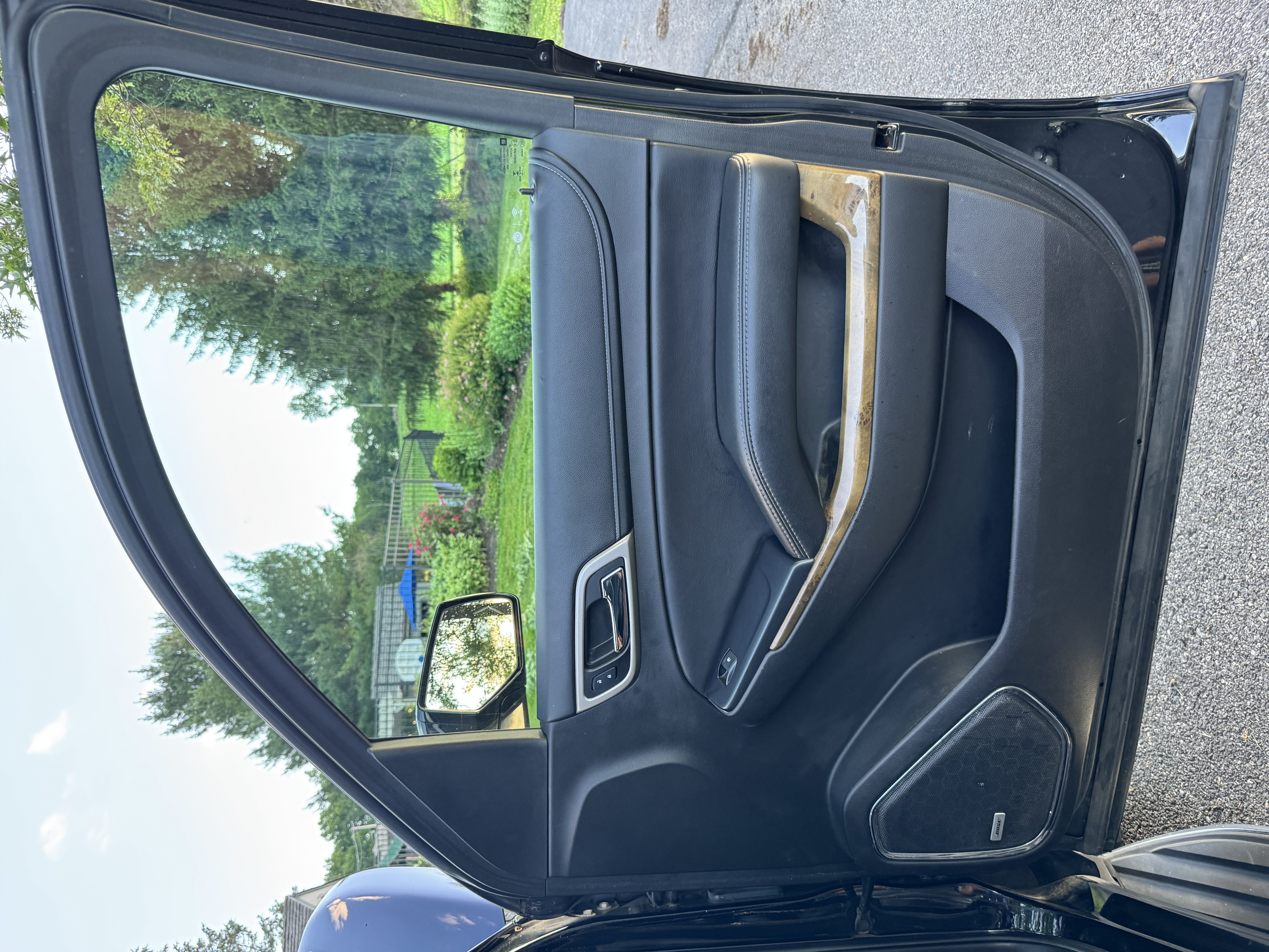 Used 2017 GMC Yukon Denali AWD/4WD image 20