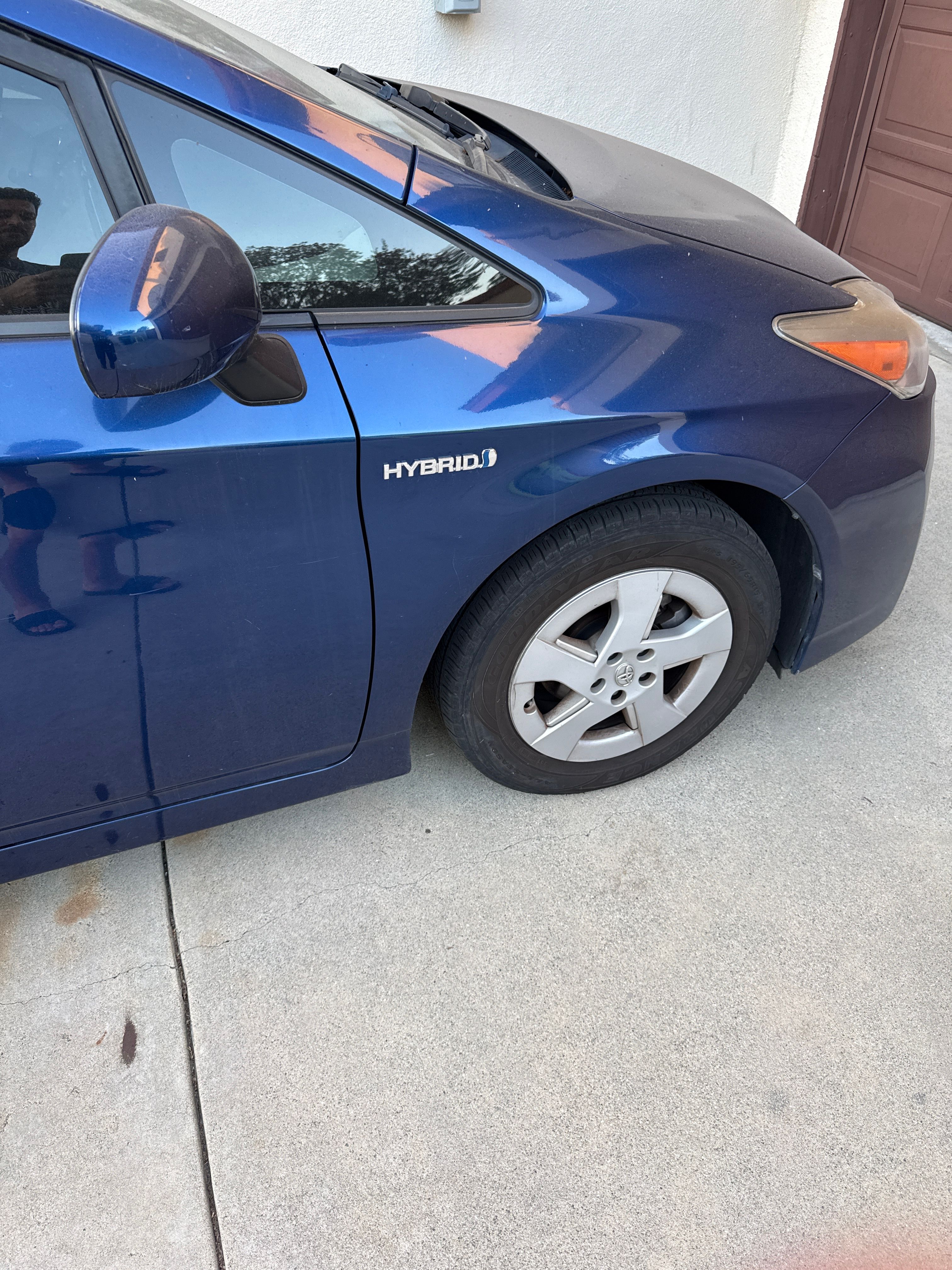 Used 2011 Toyota Prius Four w/ Solar Roof Pkg FWD image 5