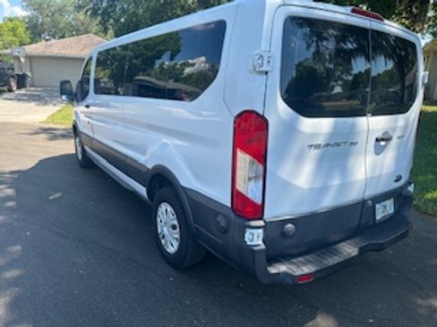 Used 2019 Ford Transit 350 XLT image 11