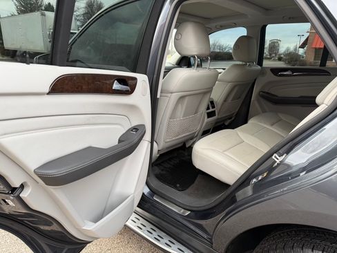 Used 2014 Mercedes-Benz ML 350 BlueTEC 4MATIC image 16