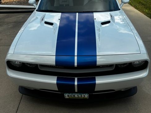 Used 2011 Dodge Challenger SRT8 w/ SRT Option Group II RWD image 5