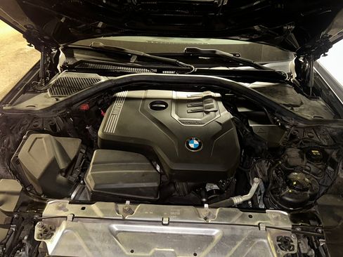 Used 2019 BMW 330i xDrive Sedan w/ Driving Assistance Package AWD/4WD image 17