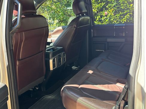 Used 2015 Ford F150 Platinum w/ Trailer Tow Package image 11