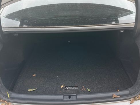 Used 2013 Volkswagen Passat 2.5 SE image 11