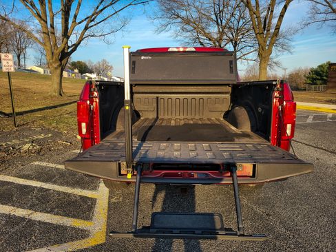 Used 2019 Ford F150 XLT w/ Equipment Group 302A Luxury image 16