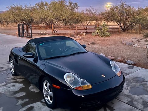 Used 2002 Porsche Boxster RWD image 4