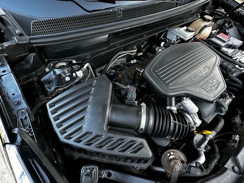 Used 2020 Cadillac XT5 Premium Luxury image 18