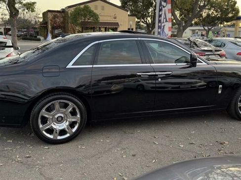 Used 2011 Rolls-Royce Ghost image 4