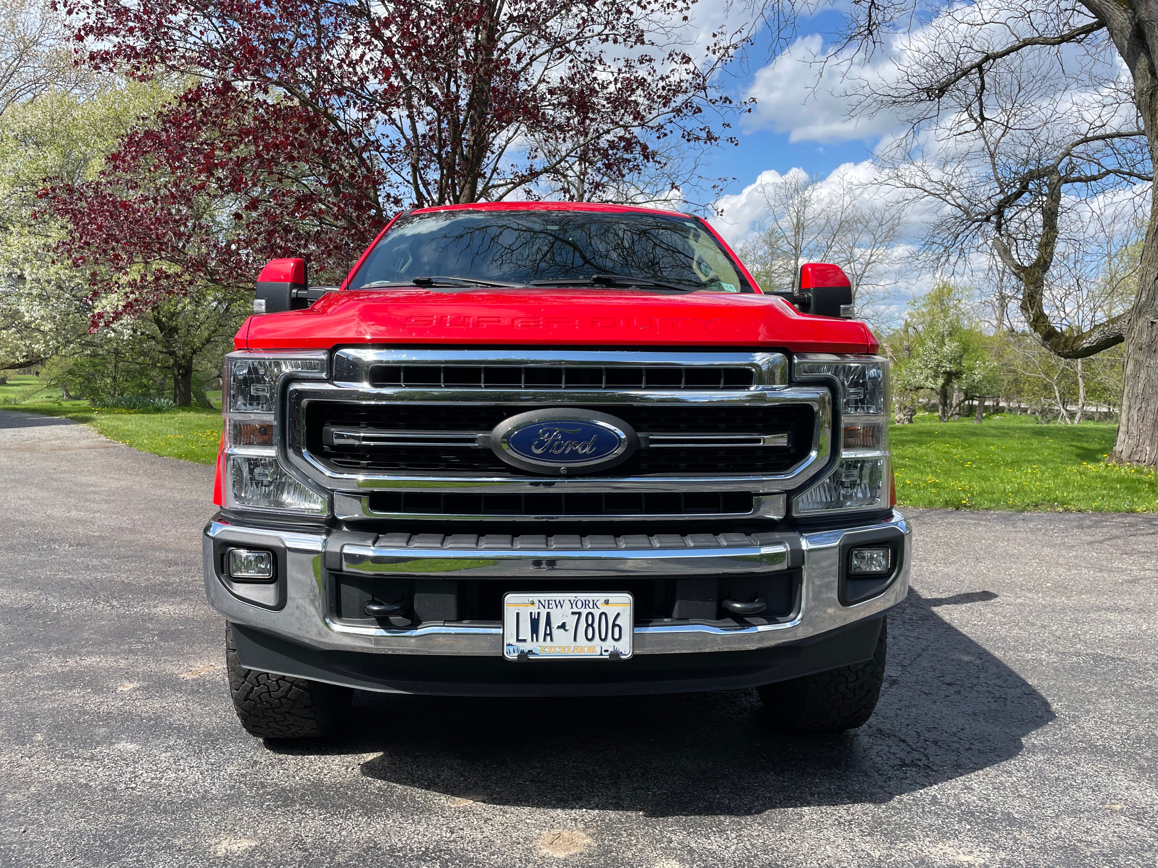 Used 2020 Ford F350 Lariat w/ Lariat Value Package AWD/4WD image 8